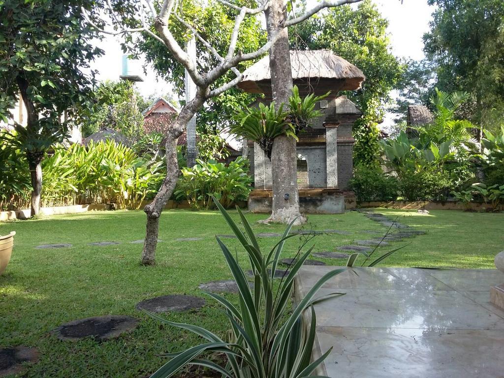 Puri Kutat Lestari Hotel Sanur Exterior foto