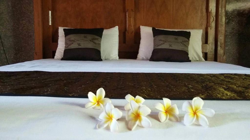 Puri Kutat Lestari Hotel Sanur Exterior foto