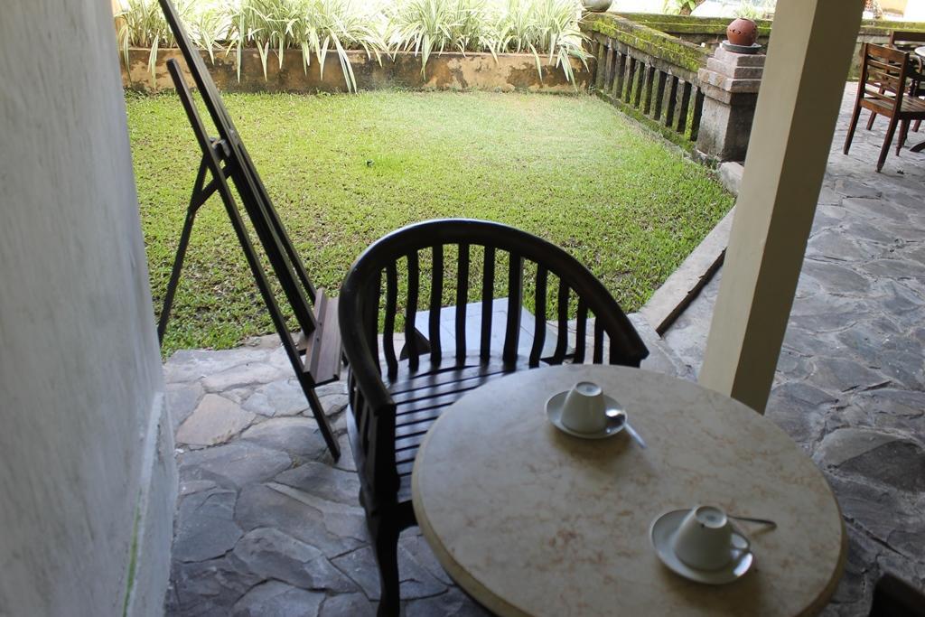 Puri Kutat Lestari Hotel Sanur Exterior foto