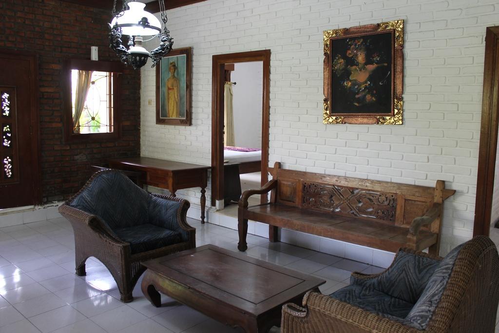 Puri Kutat Lestari Hotel Sanur Exterior foto